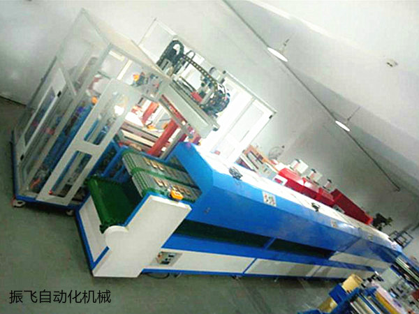 全自動壓花機有什麽特點吸引客戶的呢？
